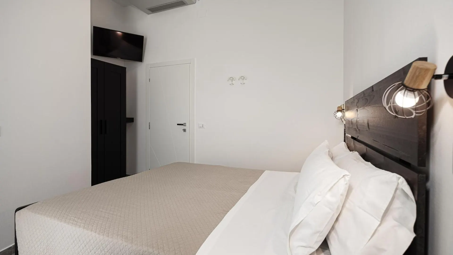 Hotel Vittoria Gatteo a Mare 3*,  Italien